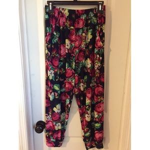 Floral Flowy pants
